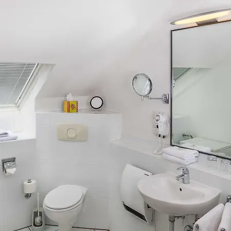 Zweilinden Bonn 게스트하우스 3*