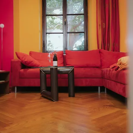 Zweilinden Bonn 3*