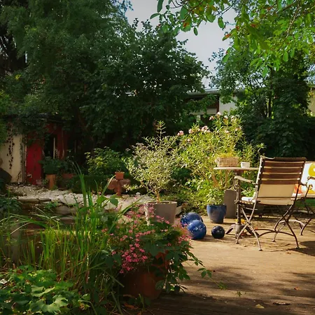 ゲストハウス Zweilinden Bonn