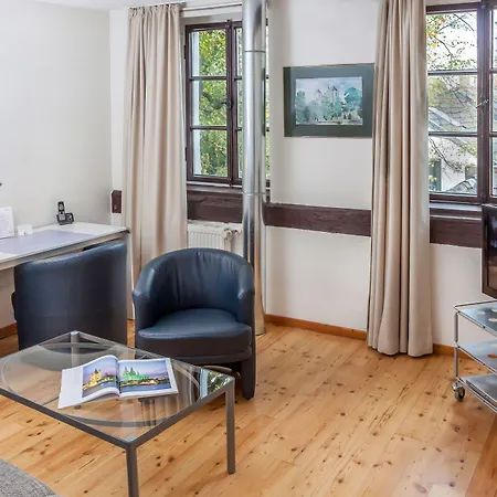 Zweilinden Bonn 3*