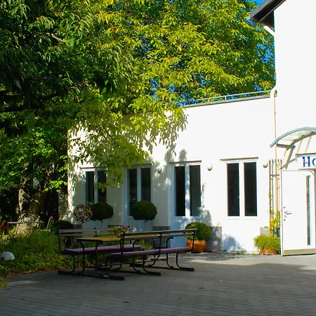 Zweilinden Bonn Гостевой дом 3*