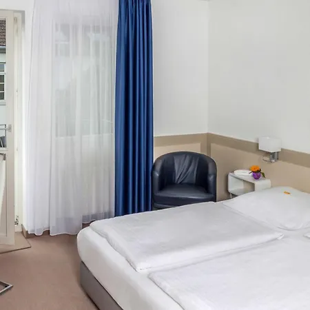 Konukevi Zweilinden Bonn 3*